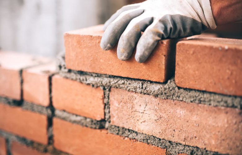 construction d’une maison clé sur porte